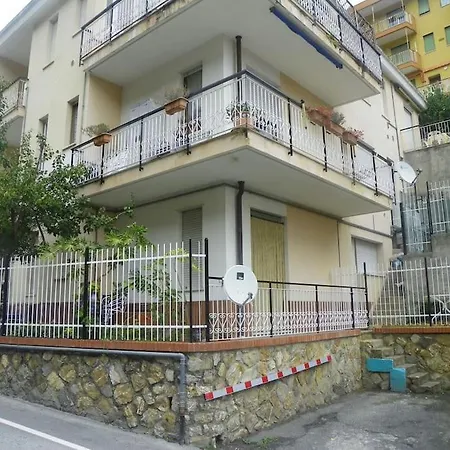 דירה Monolocale N 1 Vicino Al Centro Con Dehor *